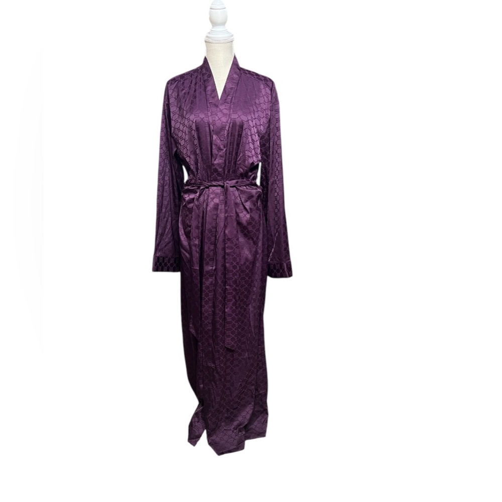 New!  Savage X Fenty by‎ Rhianna bathrobe lightweight purple